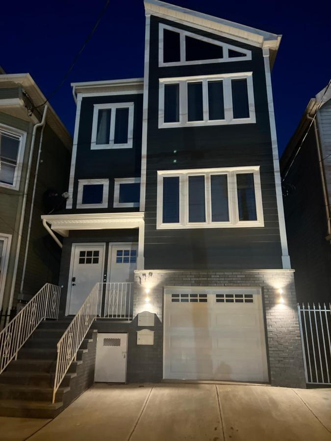 Springview Homes 12Mins From Ewr & 3 Mins From University Hospital Newark Eksteriør bilde